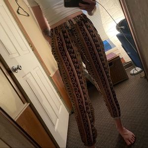 Paisley & floral American Eagle jogger pants